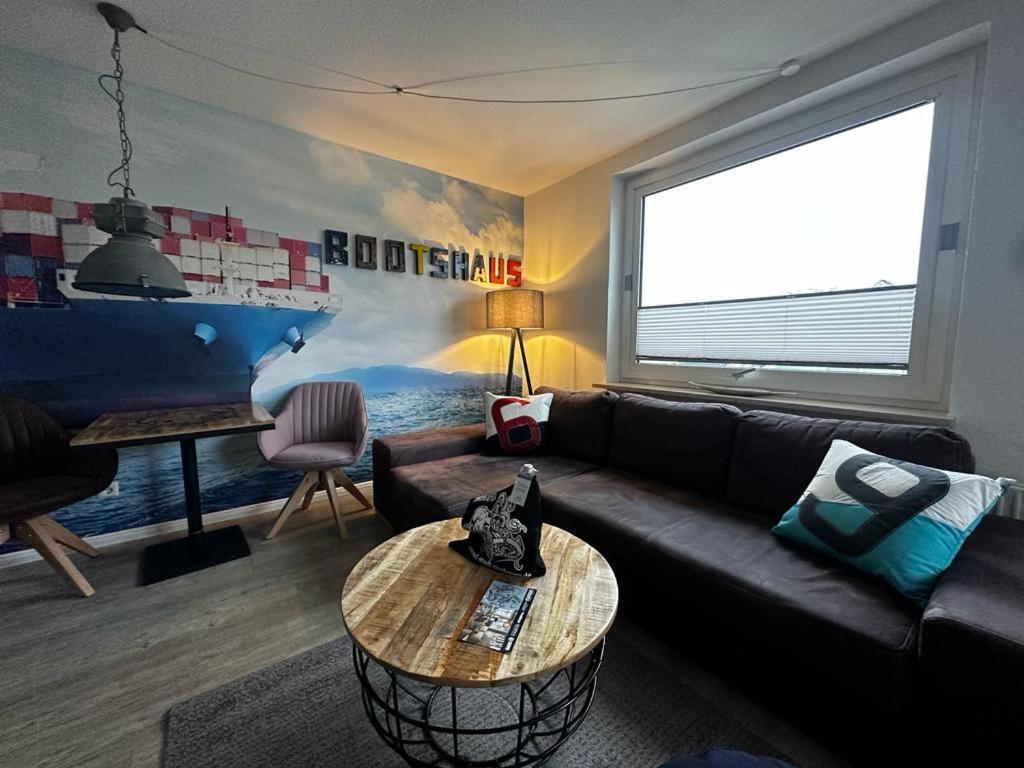 Bootshaus Appartements Cuxhaven Exterior photo
